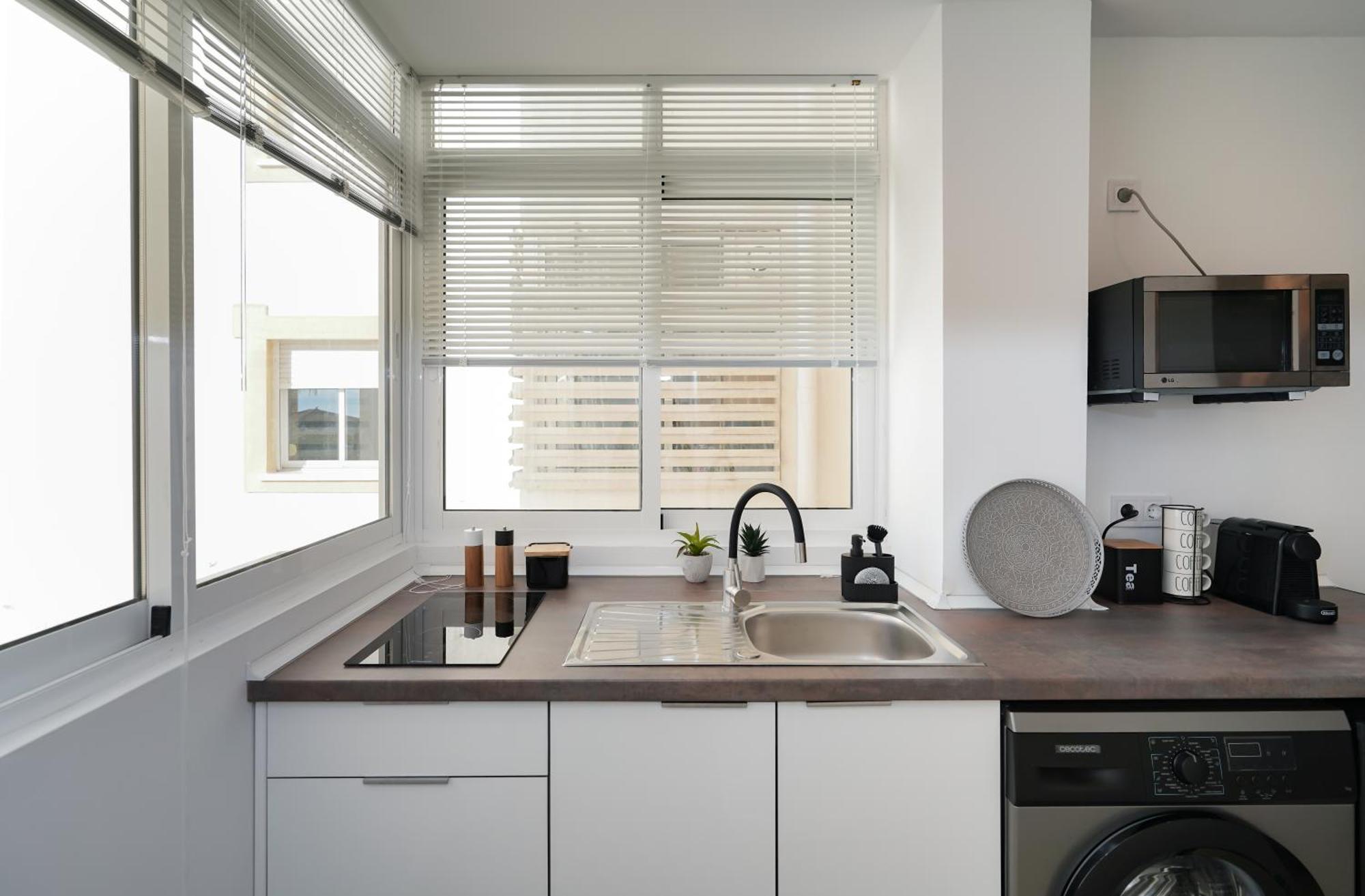 Nomad Malaga - Chic Apartament Center Торремолінос Екстер'єр фото