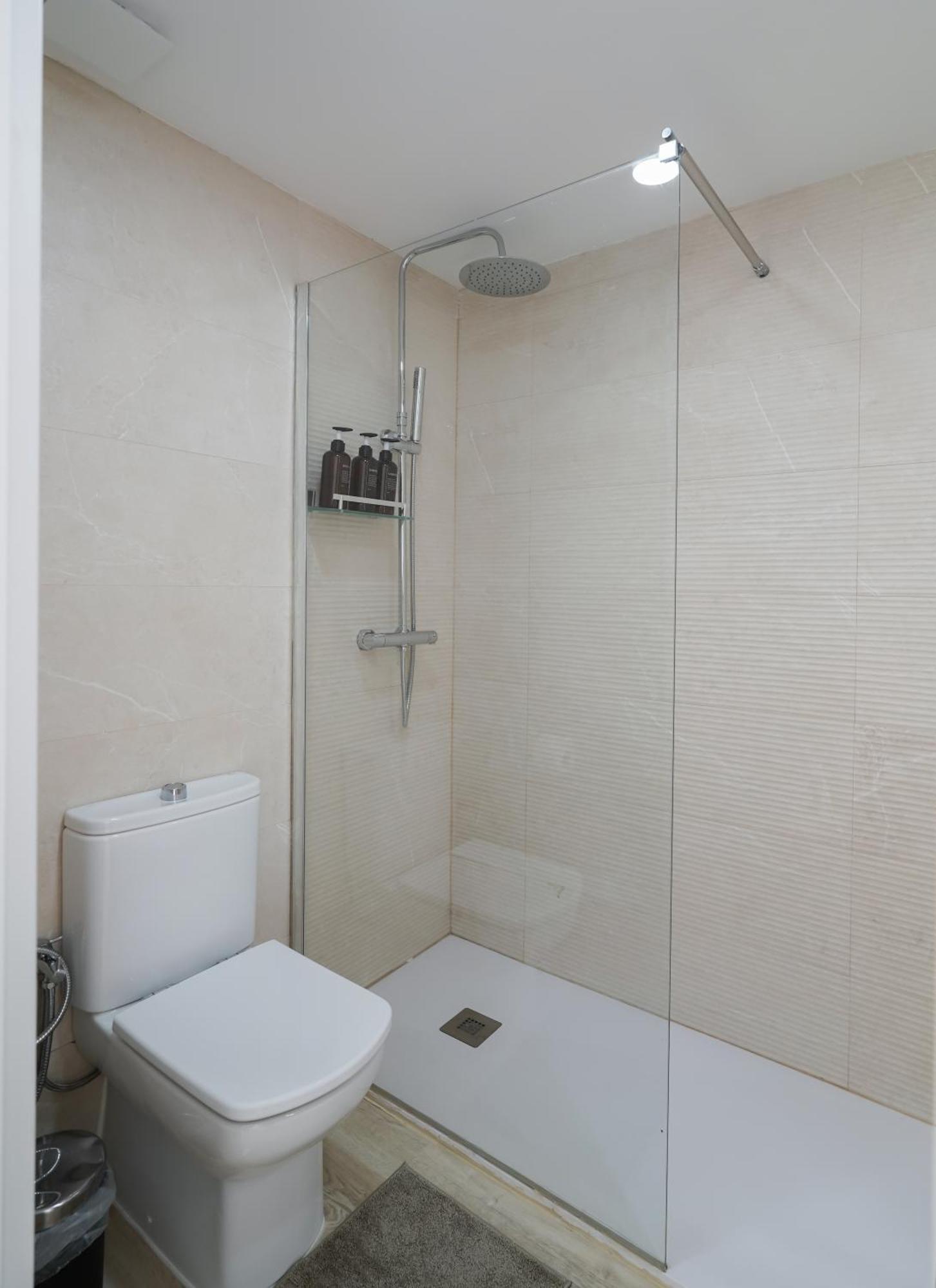 Nomad Malaga - Chic Apartament Center Торремолінос Екстер'єр фото