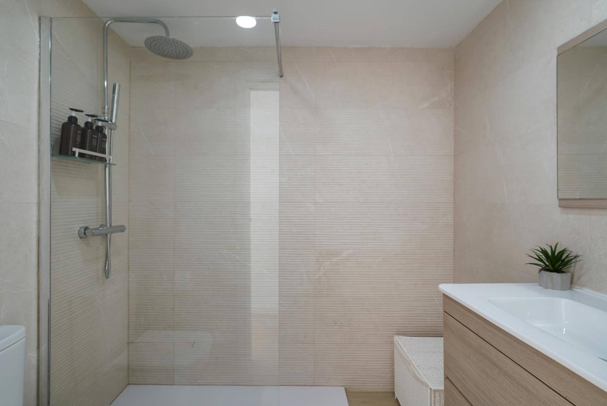 Nomad Malaga - Chic Apartament Center Торремолінос Екстер'єр фото