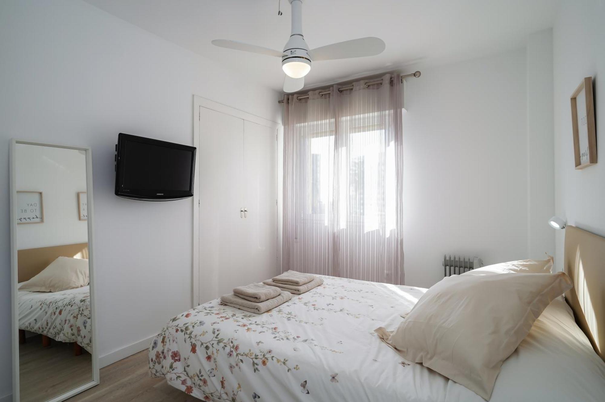 Nomad Malaga - Chic Apartament Center Торремолінос Екстер'єр фото